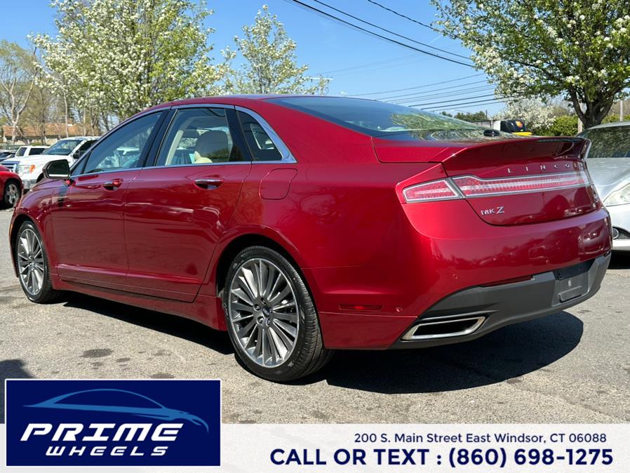2013 Lincoln MKZ photo