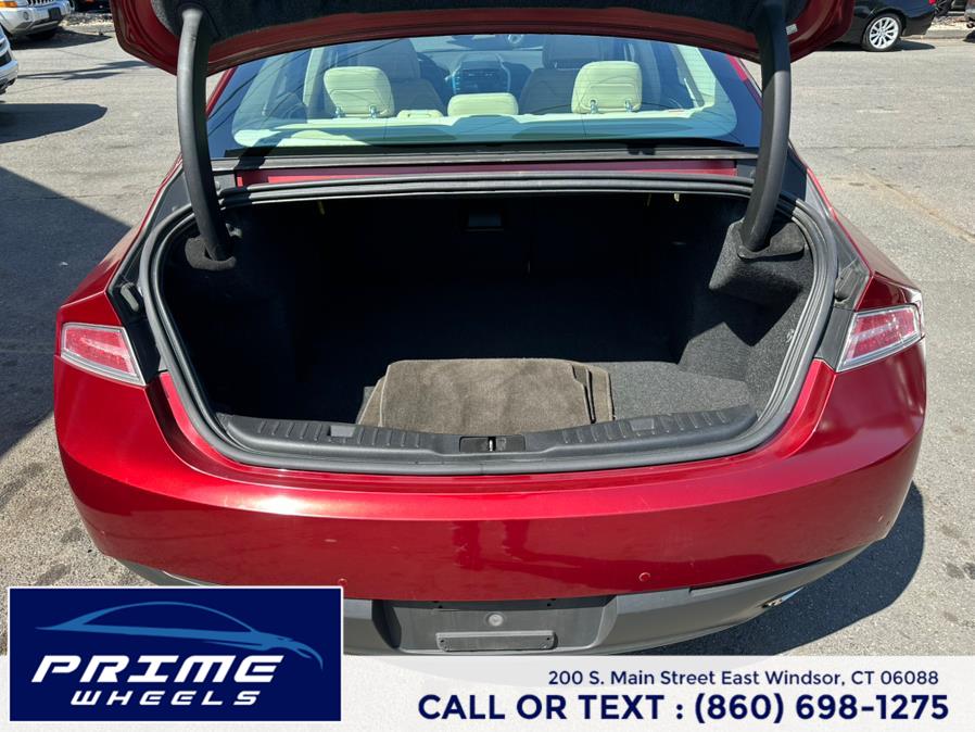 2013 Lincoln MKZ photo