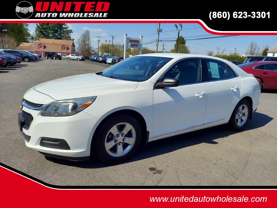 2015 Chevrolet Malibu 4dr Sdn LS w/1LS photo