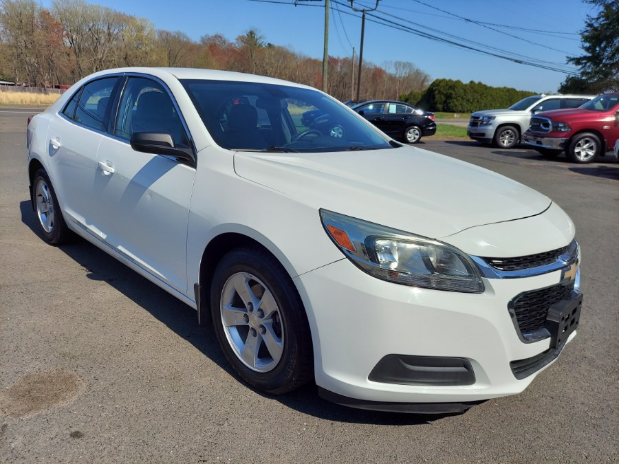 2015 Chevrolet Malibu 4dr Sdn LS w/1LS photo