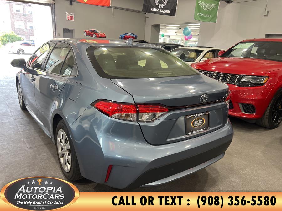 2021 Toyota Corolla LE photo
