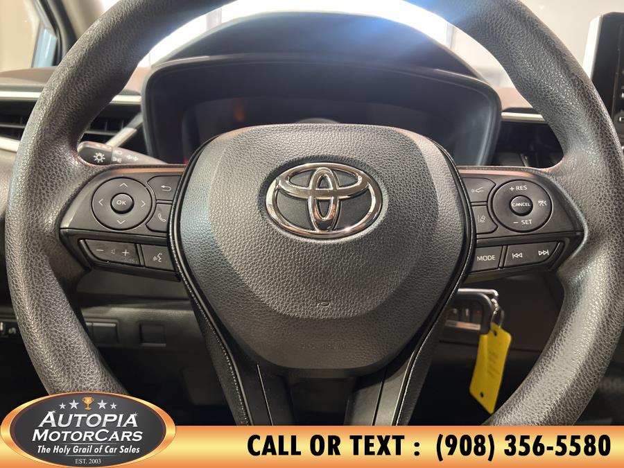 2021 Toyota Corolla LE photo
