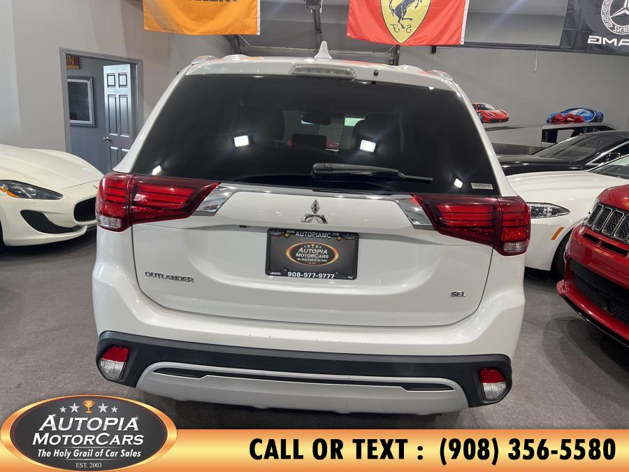 2020 Subaru Outlander ES photo