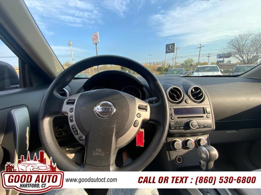 2010 Nissan Rogue S photo