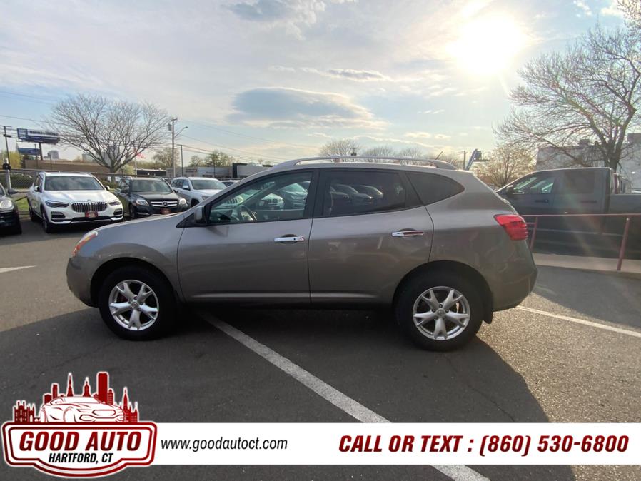 2010 Nissan Rogue S photo