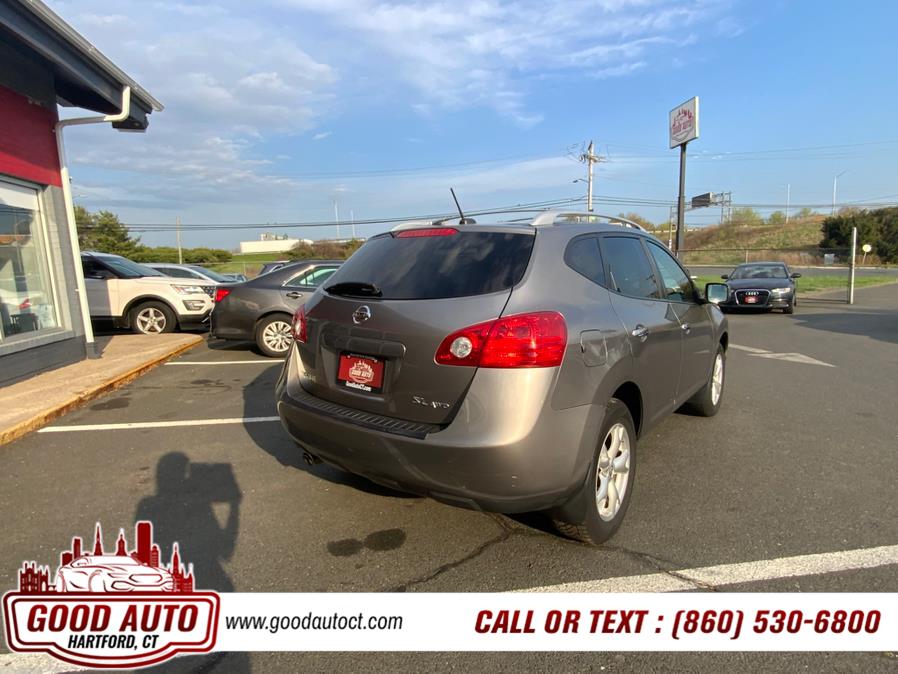 2010 Nissan Rogue S photo