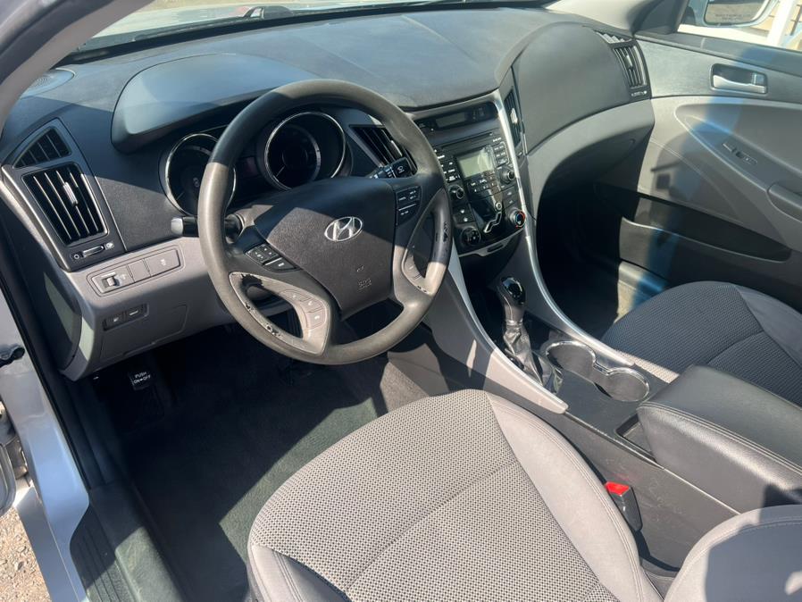 2011 Hyundai Sonata GLS photo