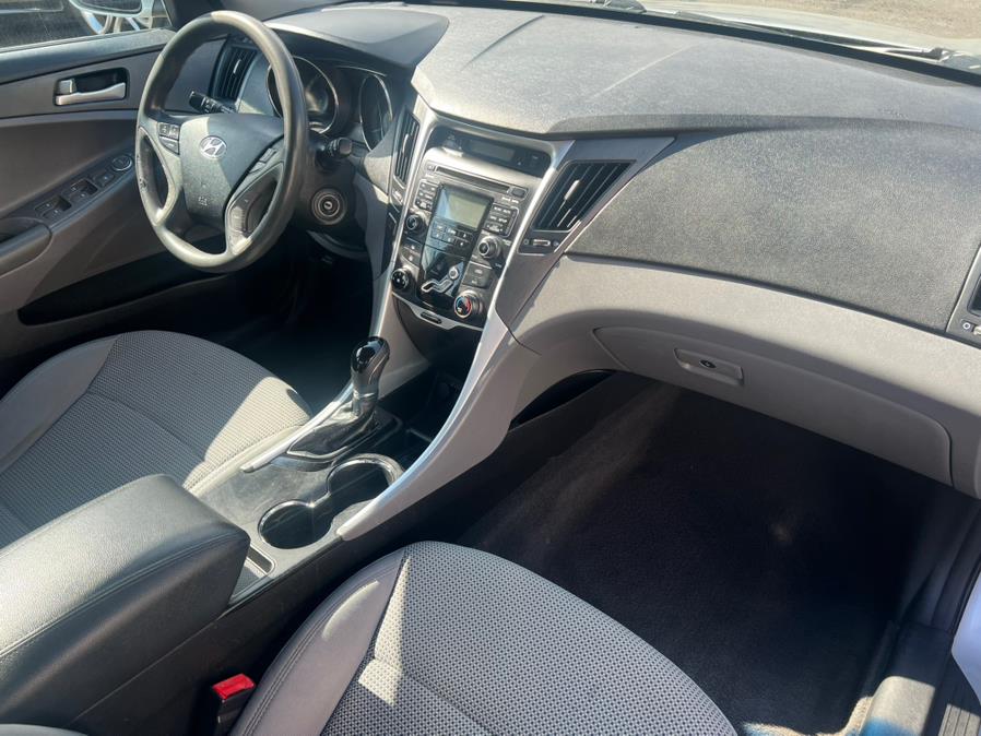 2011 Hyundai Sonata GLS photo