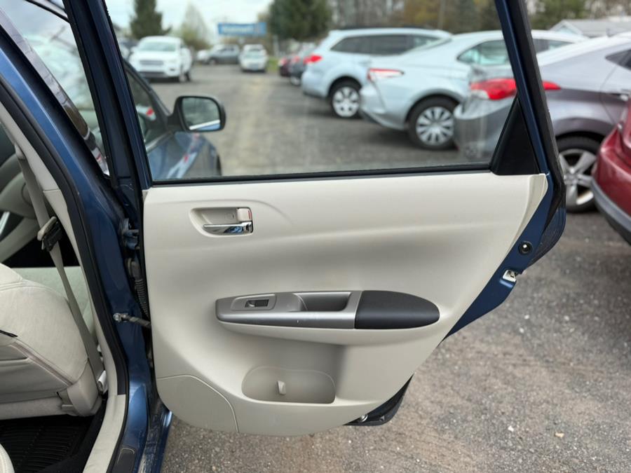 2010 Subaru Impreza 2.5i Premium photo