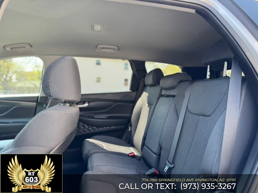 2020 Hyundai Santa Fe SEL 2.4L Auto AWD photo