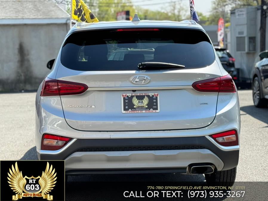 2020 Hyundai Santa Fe SEL 2.4L Auto AWD photo