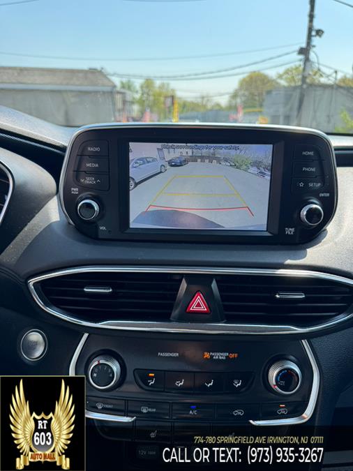 2020 Hyundai Santa Fe SEL 2.4L Auto AWD photo