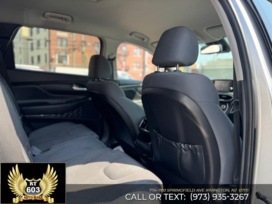 2020 Hyundai Santa Fe SEL 2.4L Auto AWD photo