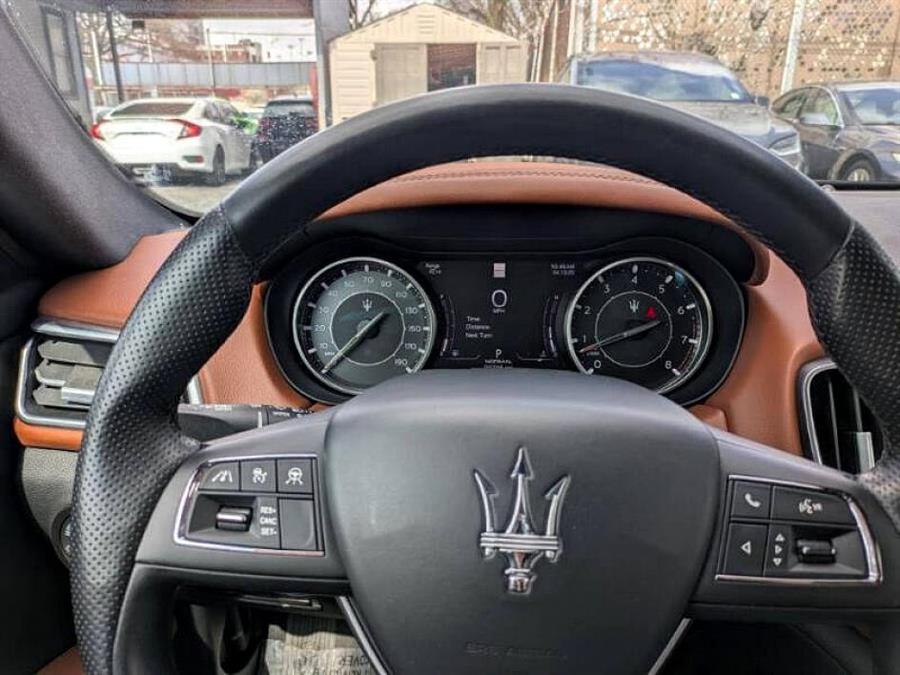2021 Maserati Ghibli S Q4 30L photo