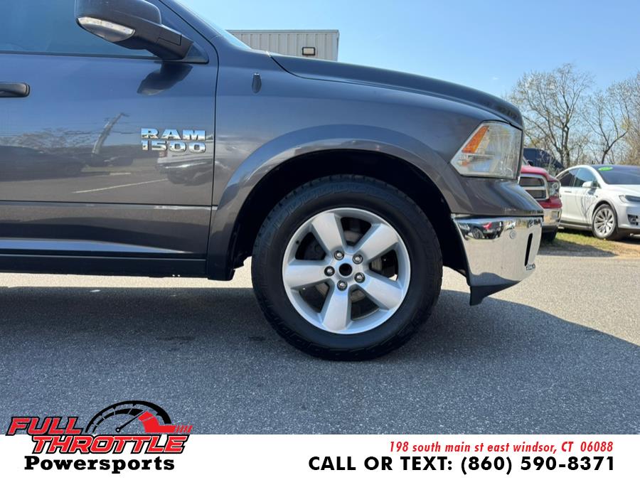 2015 RAM 1500 2WD Crew Cab 140.5