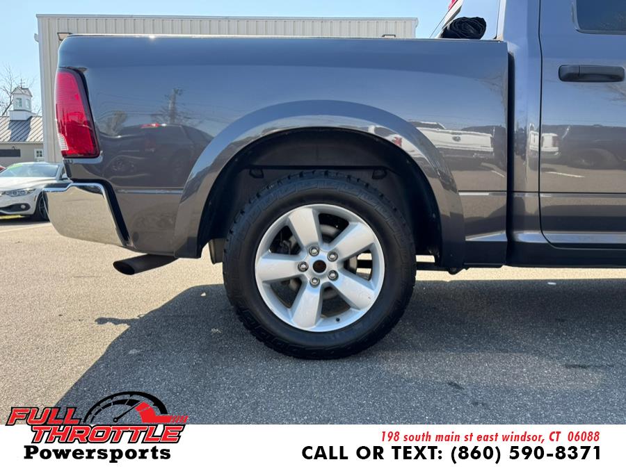 2015 RAM 1500 2WD Crew Cab 140.5