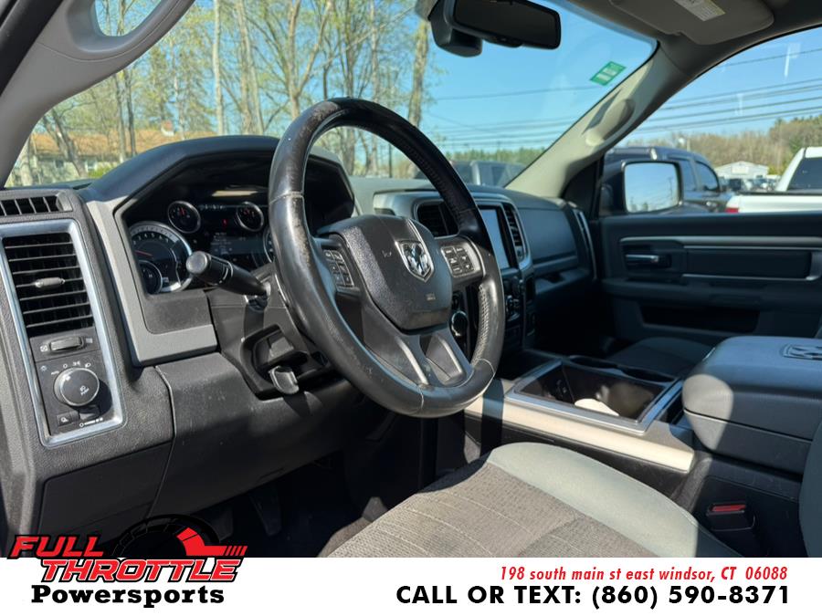 2015 RAM 1500 2WD Crew Cab 140.5