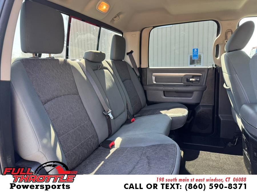 2015 RAM 1500 2WD Crew Cab 140.5