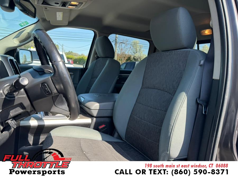 2015 RAM 1500 2WD Crew Cab 140.5