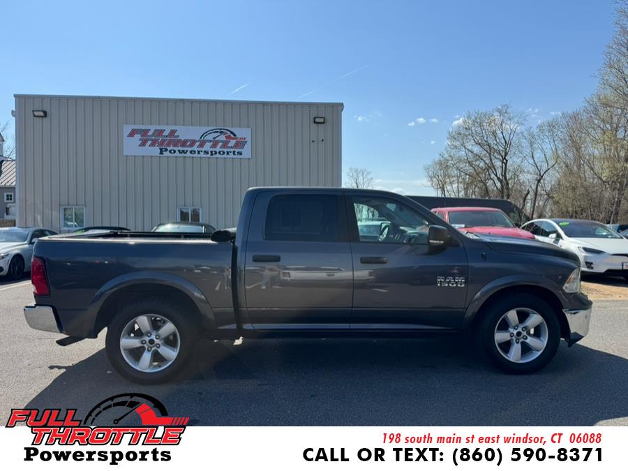 2015 RAM 1500 2WD Crew Cab 140.5