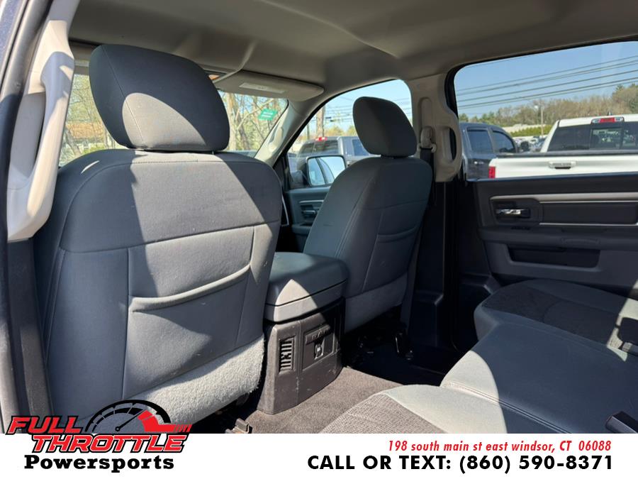 2015 RAM 1500 2WD Crew Cab 140.5