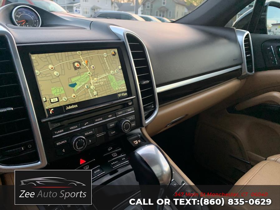 2016 Porsche Cayenne AWD 4dr photo