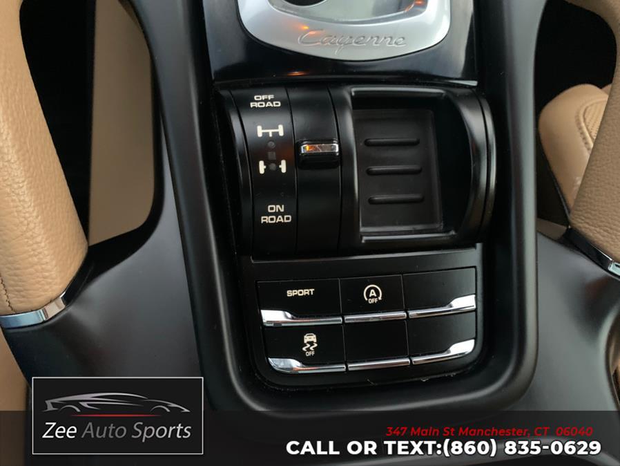 2016 Porsche Cayenne AWD 4dr photo
