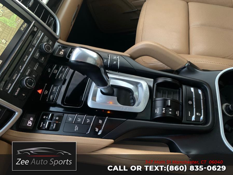 2016 Porsche Cayenne AWD 4dr photo