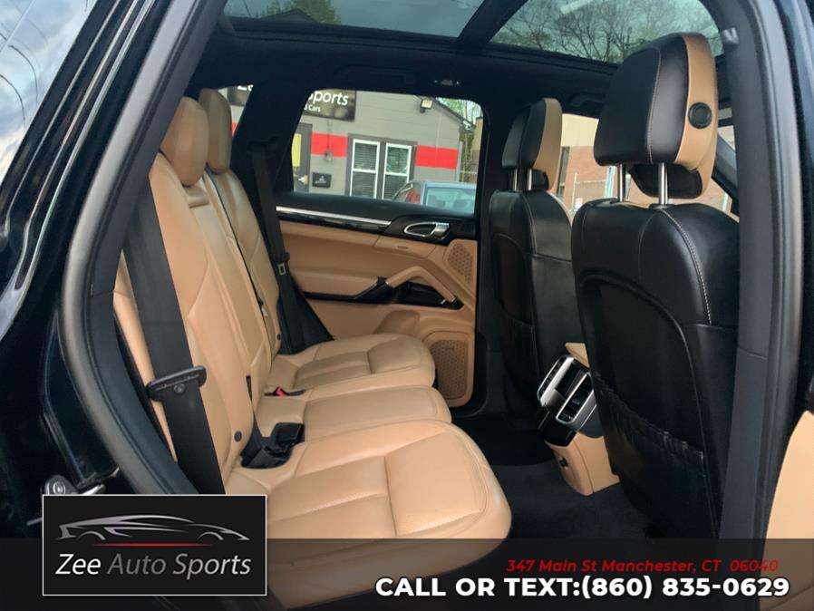 2016 Porsche Cayenne AWD 4dr photo