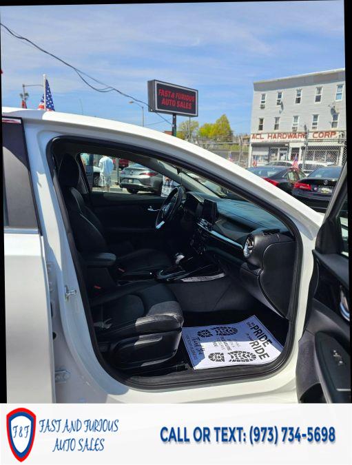 2019 Kia Forte EX Sedan 4D photo