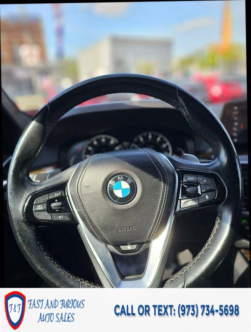 2019 BMW 5-Series 530i xDrive Sedan 4D photo
