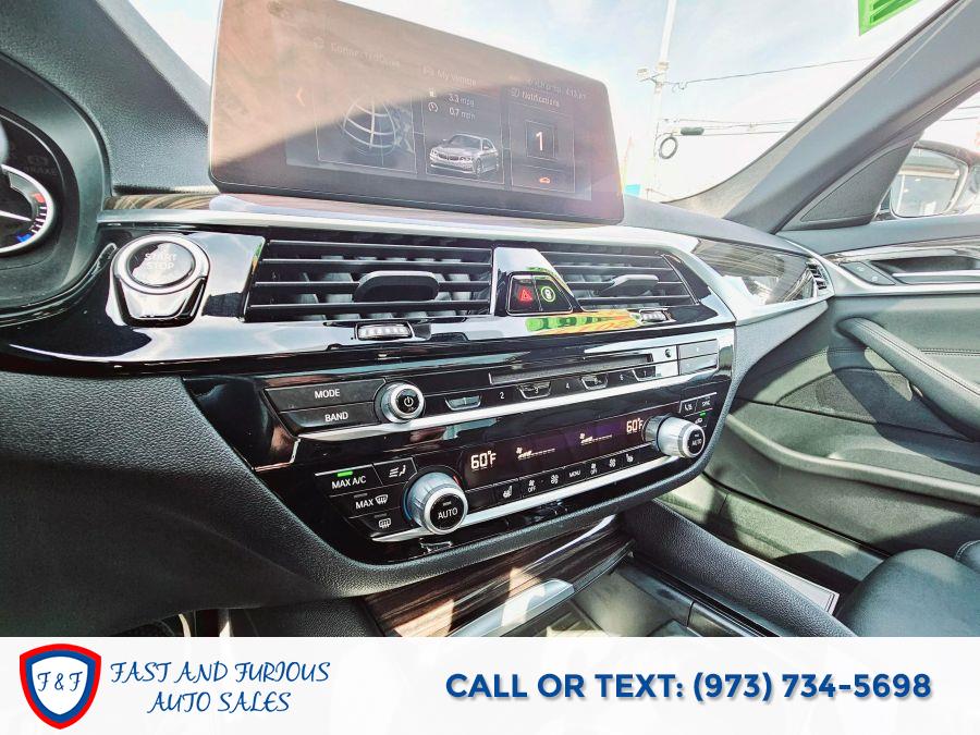 2019 BMW 5-Series 530i xDrive Sedan 4D photo