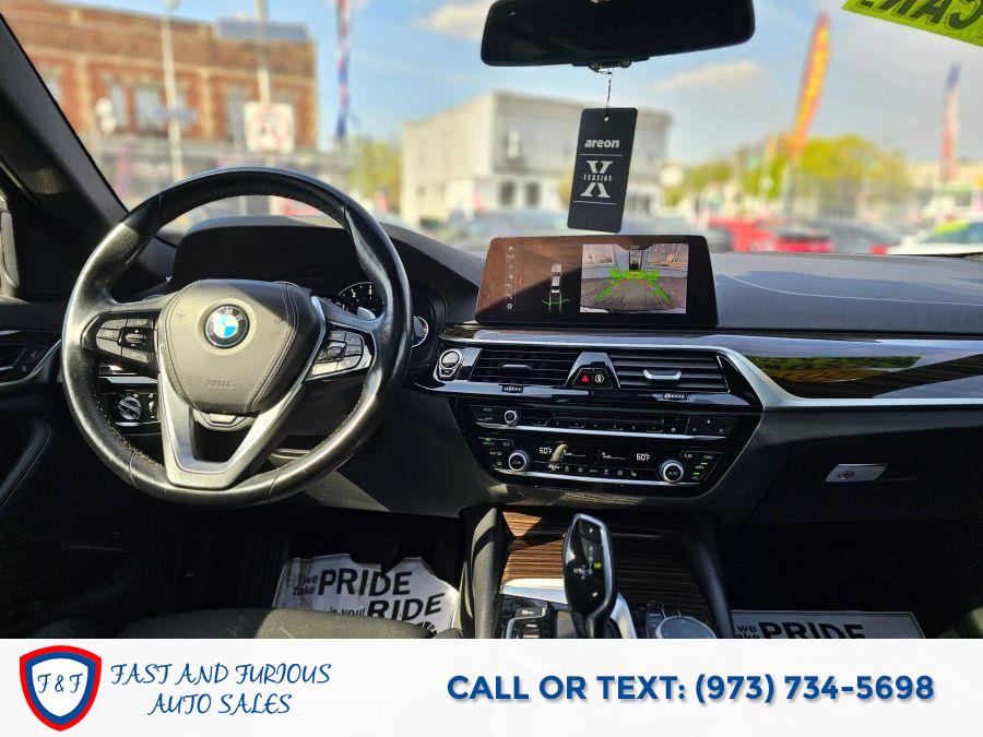 2019 BMW 5-Series 530i xDrive Sedan 4D photo