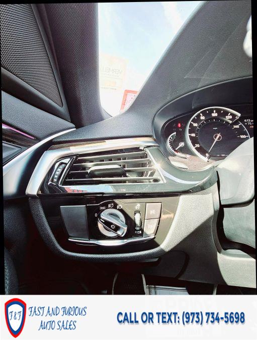 2019 BMW 5-Series 530i xDrive Sedan 4D photo