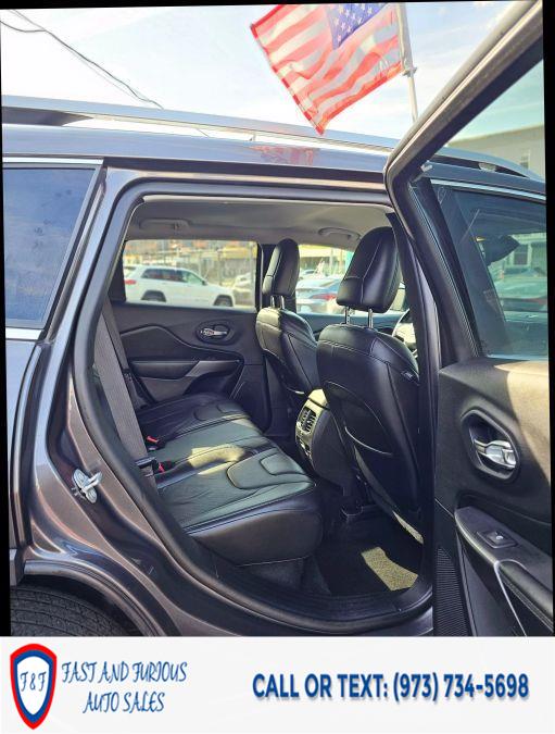 2020 Jeep Cherokee Limited Sport Utility 4D photo
