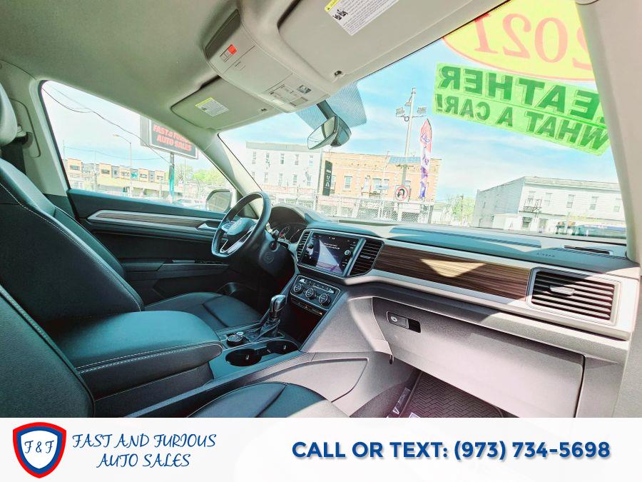 2021 Volkswagen Atlas SE 4Motion w/Tech Pkg Sport Ut photo