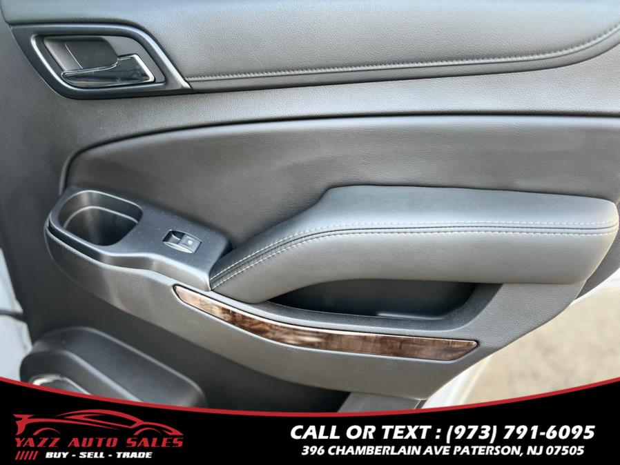 2017 Chevrolet Tahoe 4WD 4dr LT photo