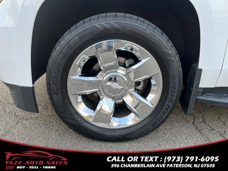 2017 Chevrolet Tahoe 4WD 4dr LT photo