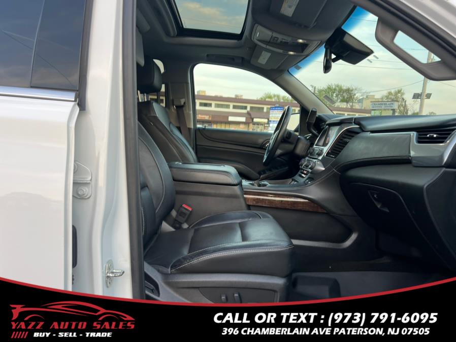 2017 Chevrolet Tahoe 4WD 4dr LT photo