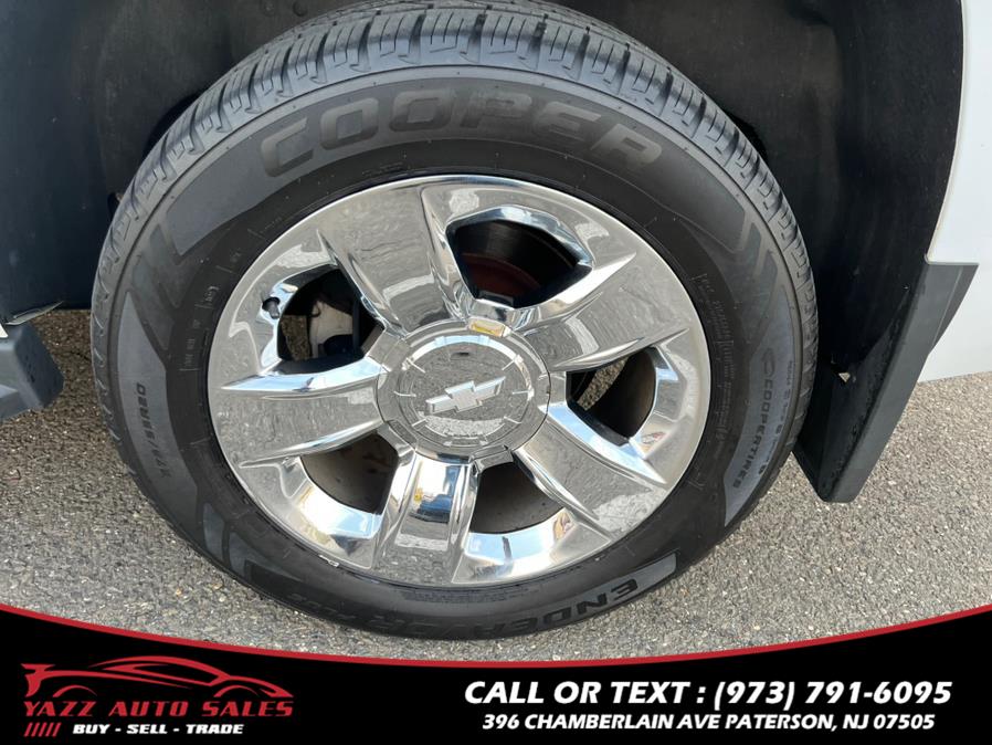 2017 Chevrolet Tahoe 4WD 4dr LT photo