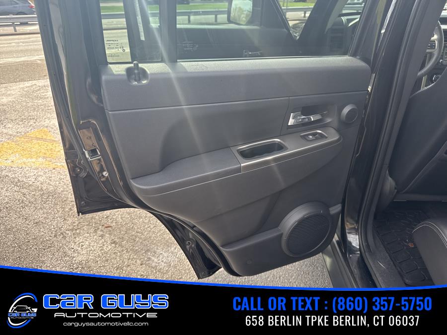 2012 Jeep Liberty Limited photo