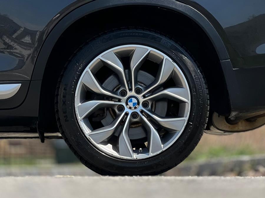 2018 BMW X4 xDrive28i Sports Activity Coup photo