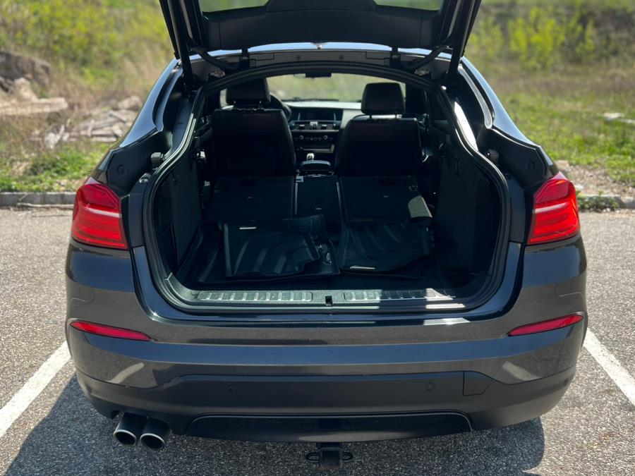 2018 BMW X4 xDrive28i Sports Activity Coup photo