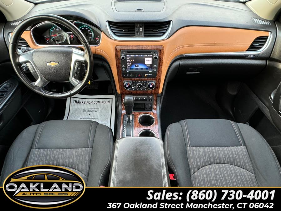 2013 Chevrolet Traverse LT photo