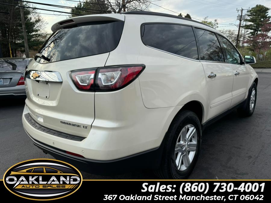 2013 Chevrolet Traverse LT photo