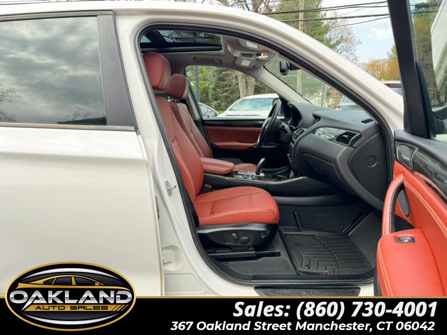 2011 BMW X3 xDrive28i photo