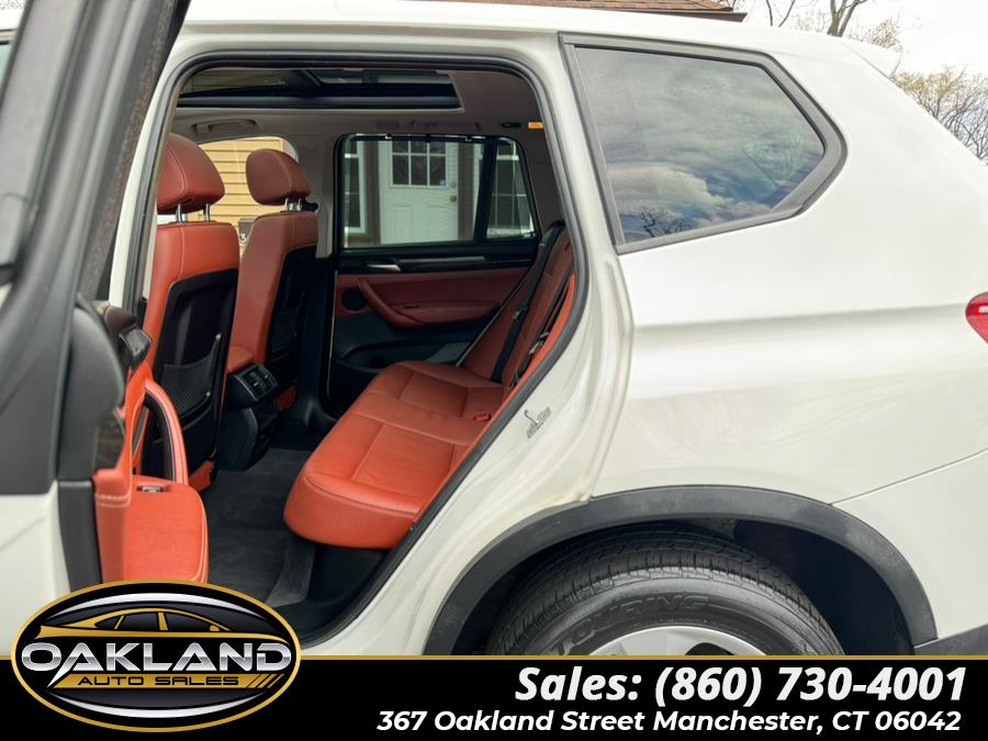 2011 BMW X3 xDrive28i photo