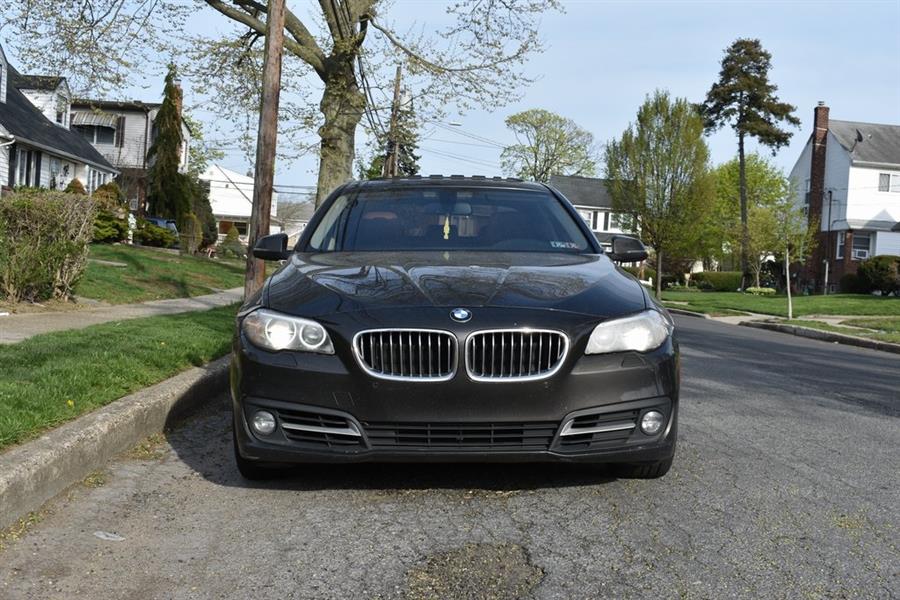 2016 BMW 5-Series 528i xDrive photo