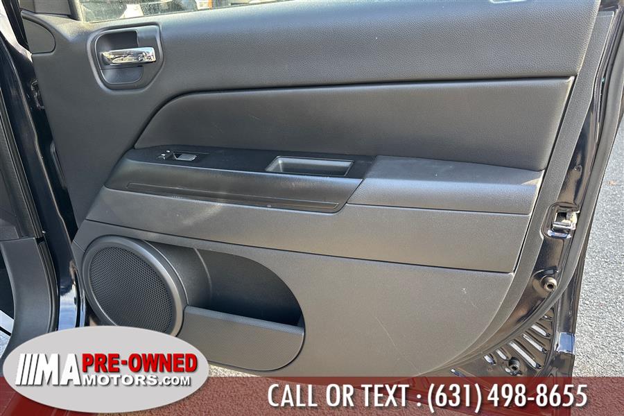 2011 Jeep Compass Sport photo