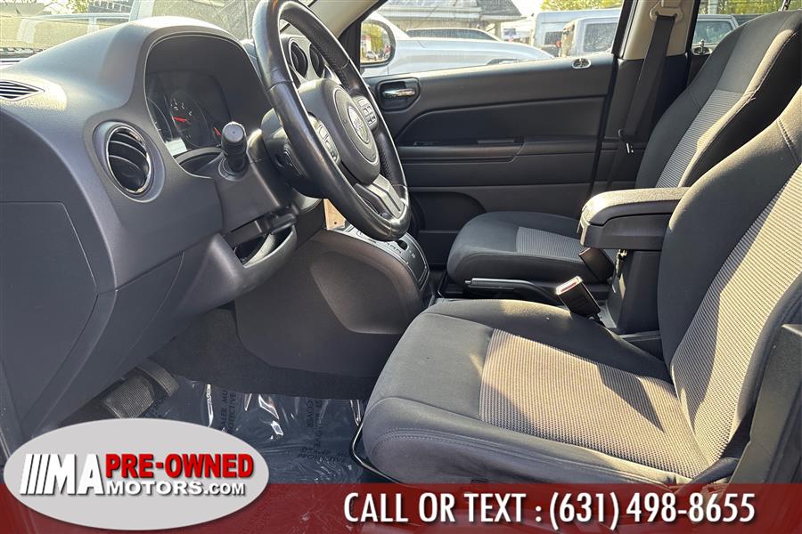 2011 Jeep Compass Sport photo